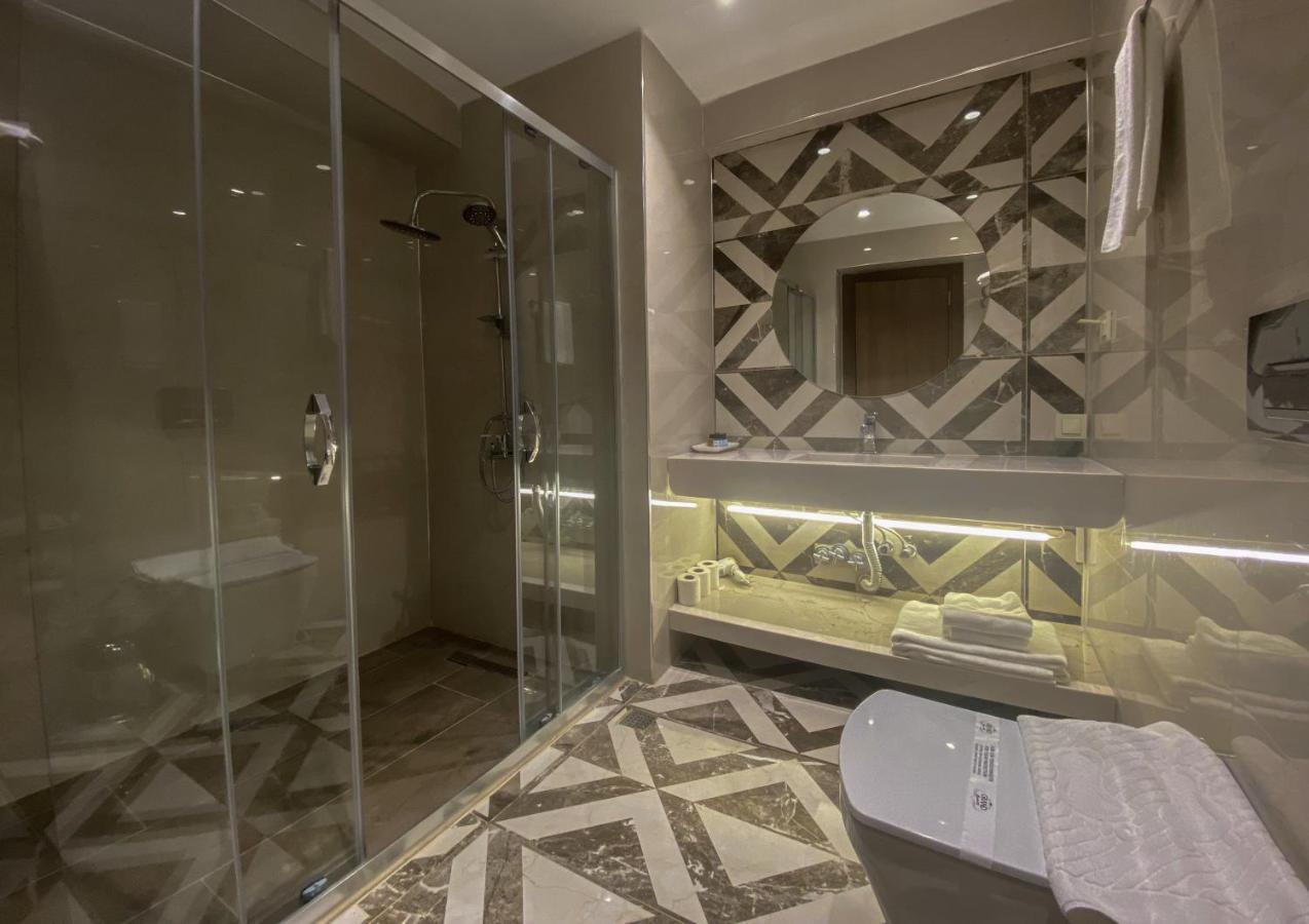 ヤロヴァ Grand Luxuryアパートホテル エクステリア 写真
